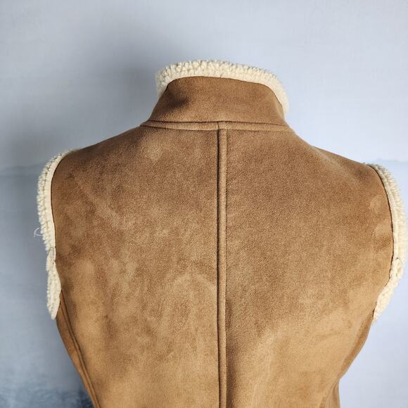 L.L. Bean Faux Suede Sherpa Lined Brown Vest | Women's Small / Petite - Picture 7 of 13